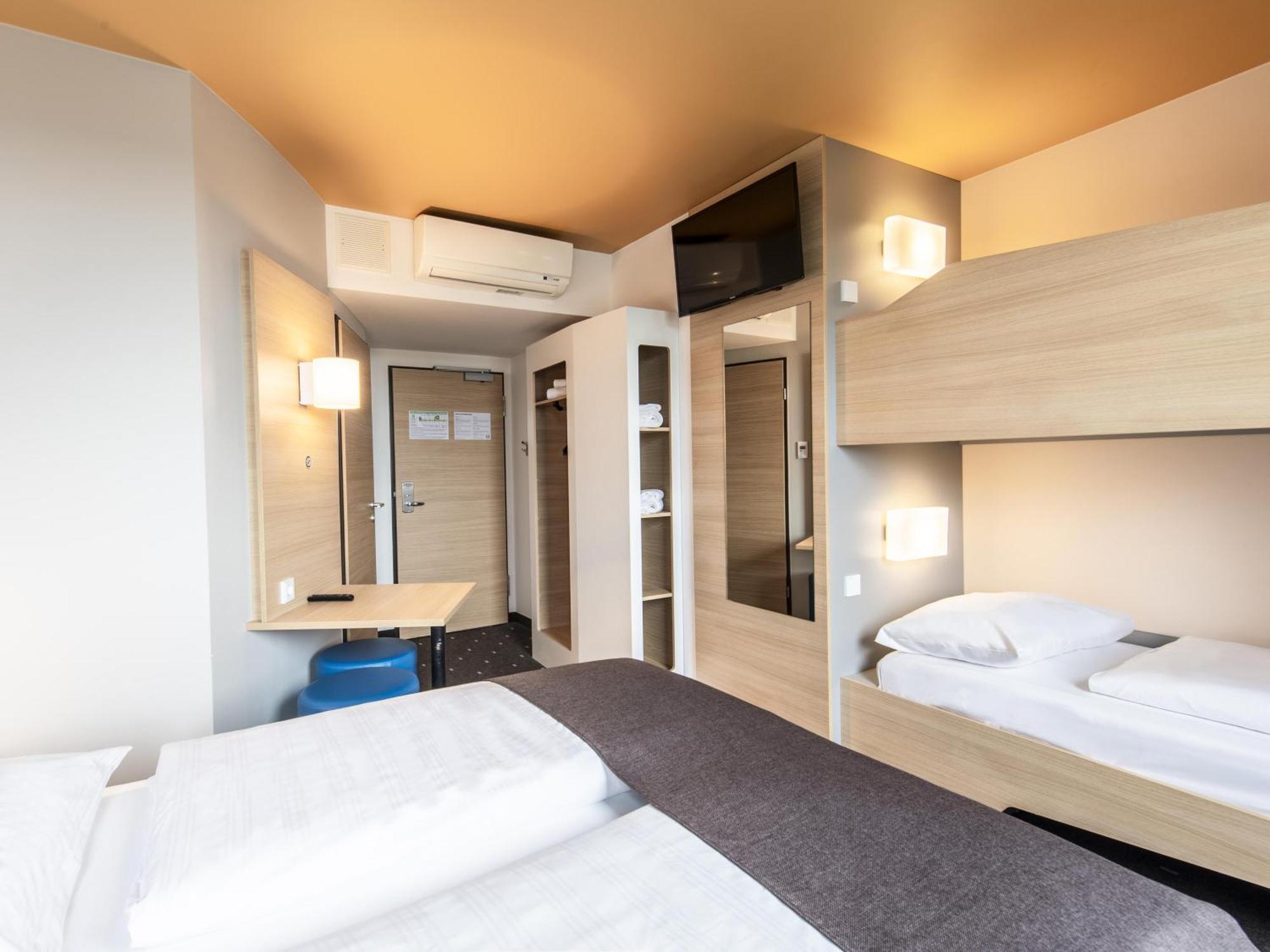 B&B Hotel Ландсхут Экстерьер фото