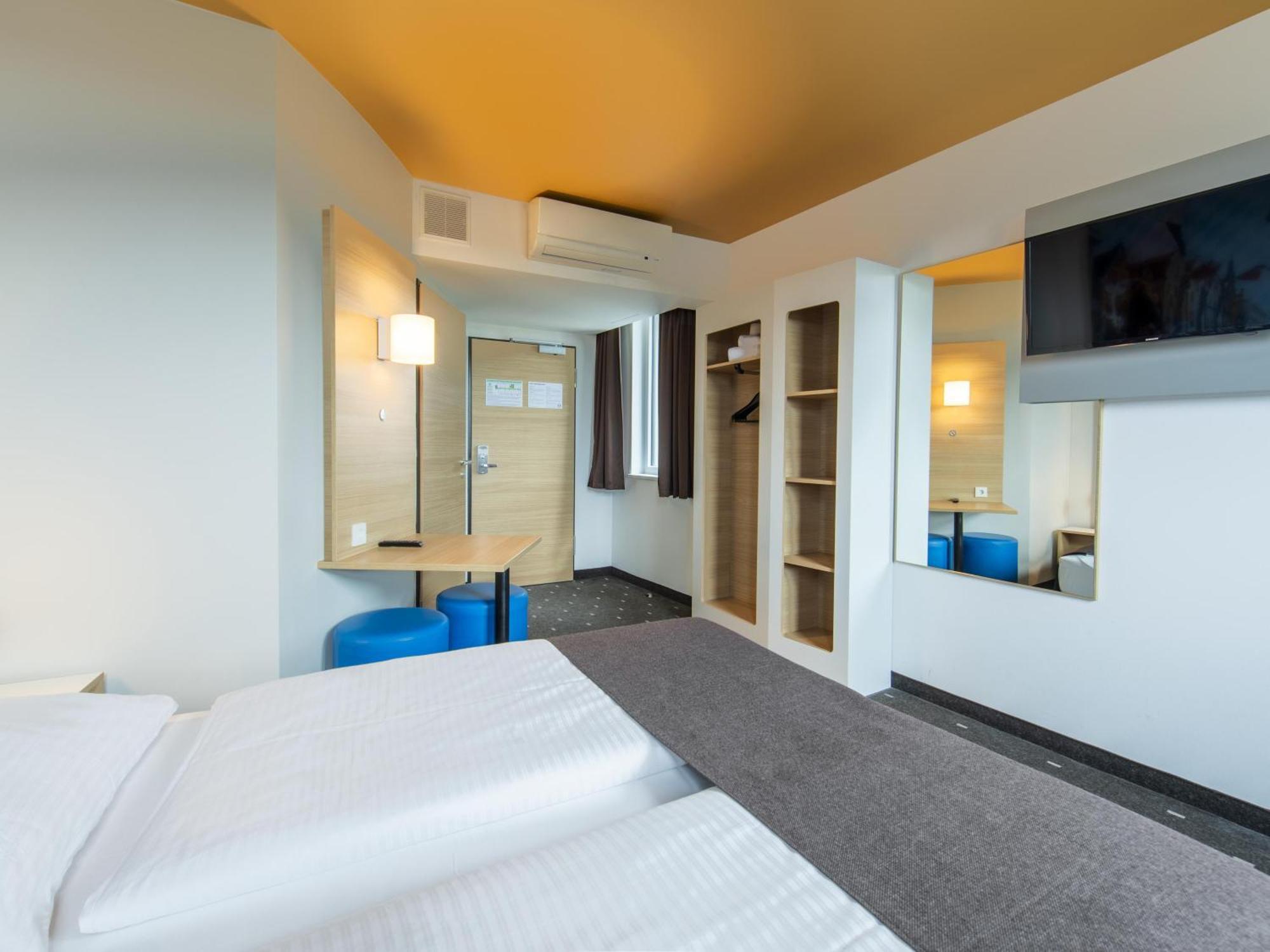 B&B Hotel Ландсхут Экстерьер фото